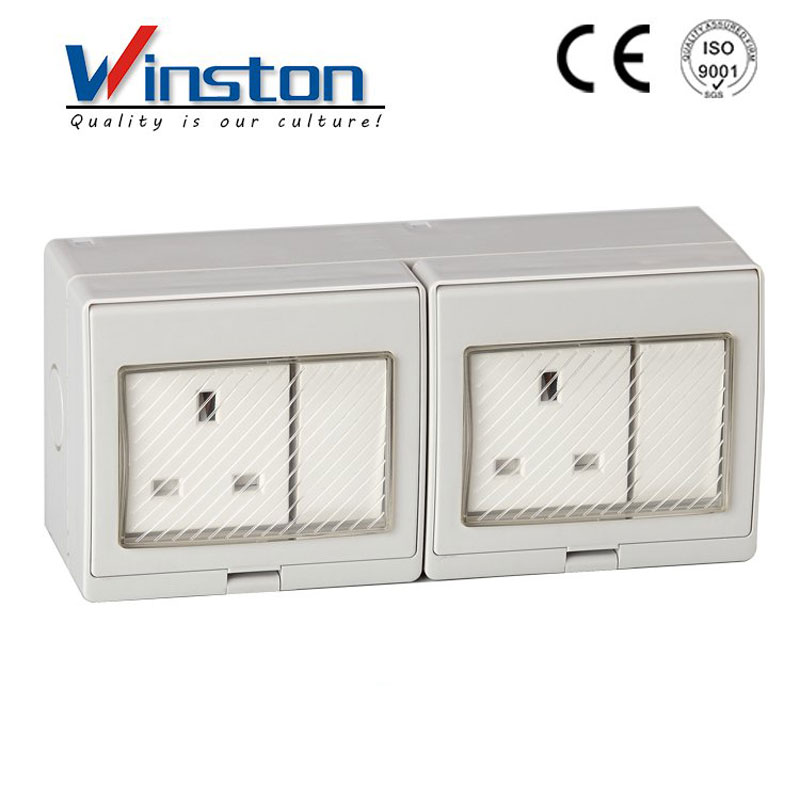 WST-2SS Wall Mounted IP55 2 Gang Switch 2 Gang Sockets