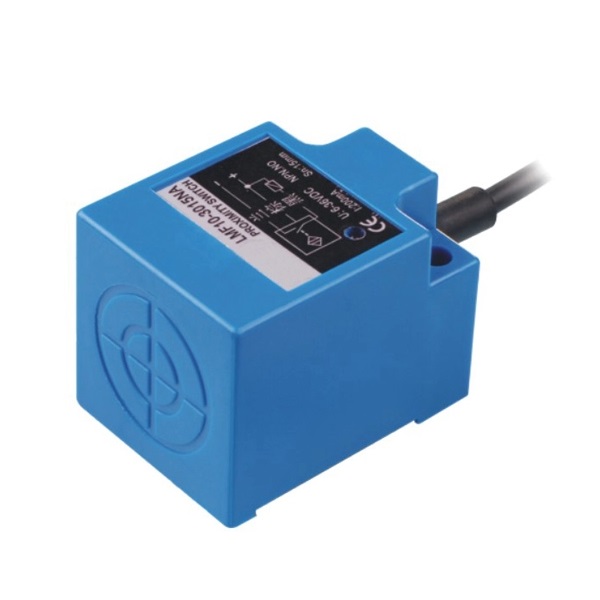 XMF10 Inductive proximity sensor